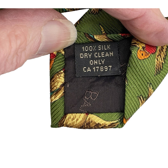 Banana Republic Men Duck Hunting Italian 100% Silk Necktie Tie Green Traditional - Picture 6 of 6